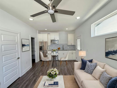 6406 Felix Ave #2 — photo 2
