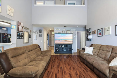 216 Sunshadow Dr — photo 3