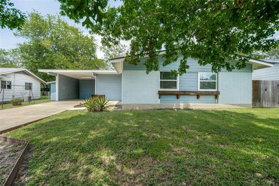304 Tamworth Ave — photo 2