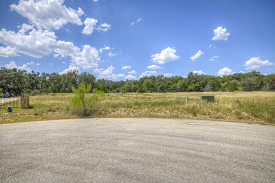 2121 Camino Way — photo 3