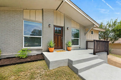 2507 Glen Springs Way — photo 2