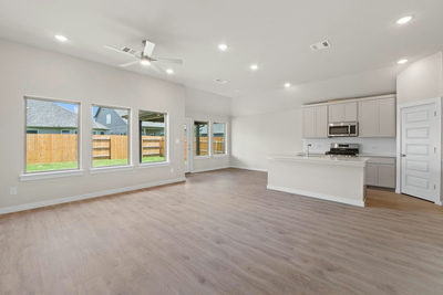 102 Melrose St — photo 4