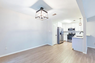 12700 La Salle Dr — photo 5