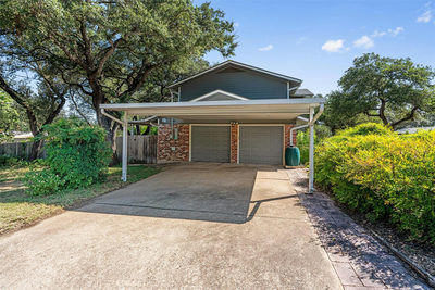 8300 Grayledge Dr — photo 2