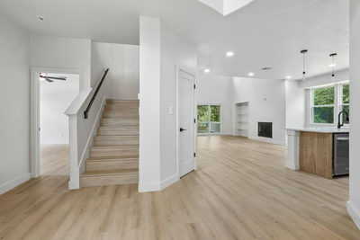 12717 Lee Park Ln — photo 4