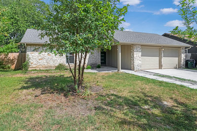 9304 Hunters Trce — photo 2