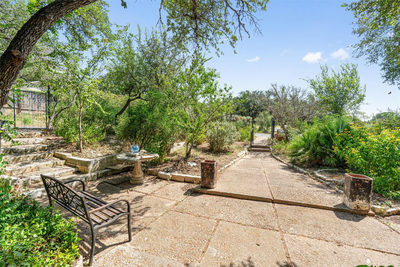 210 Raley Rd — photo 5