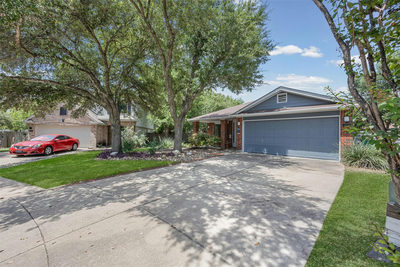 813 Dornach Ct — photo 3