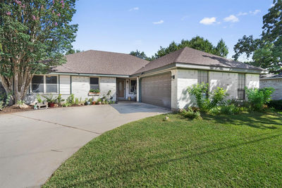 308 Susana Dr — photo 3