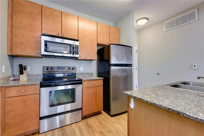 2502 Leon St #200 — photo 4