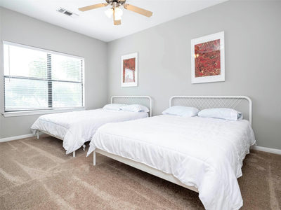 2502 Leon St #200 — photo 5