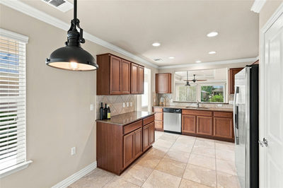 114 Eisenhower Ct — photo 4