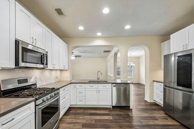 2307 Hayfield Sq — photo 4
