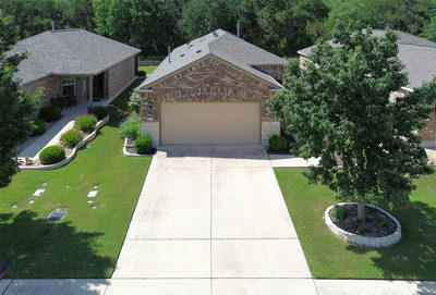 229 Hobby St — photo 2