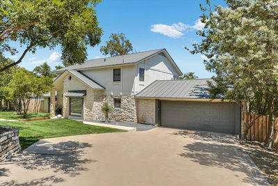 1923 Cypress Pt W — photo 2
