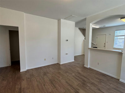 801 Jane Austen Trl #B — photo 3