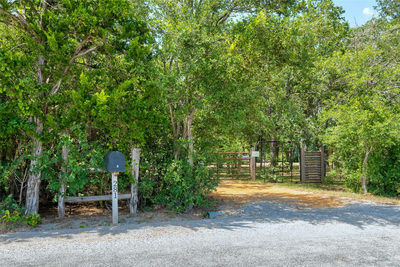 281 Earl Callahan Rd — photo 3