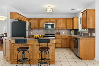 207 Meadow Oaks Dr — photo 5