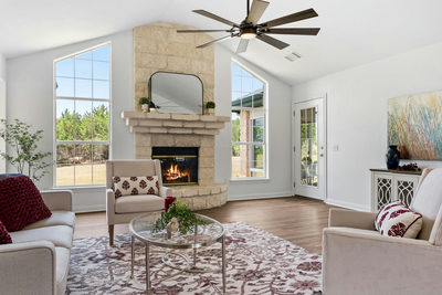 207 Meadow Oaks Dr — photo 3