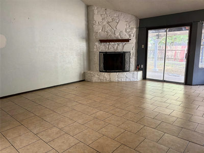 5000 Fontenay Dr — photo 5