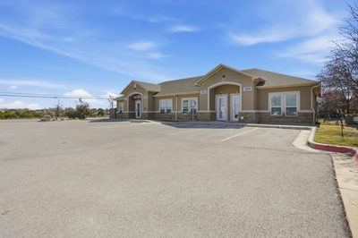 2251 Bagdad Rd — photo 2