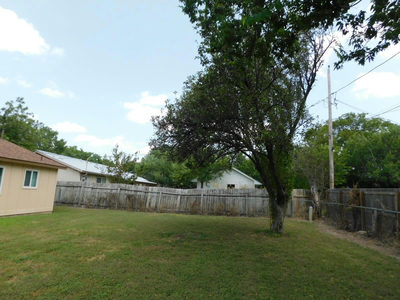1902 Aberdeen Dr — photo 5