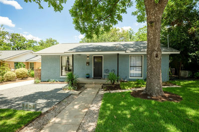 1404 Justin Ln #1 — photo 3
