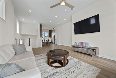 8 Doverland Dr — photo 3