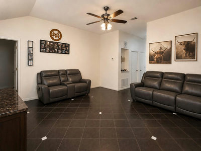 120 Evergreen Cir — photo 3
