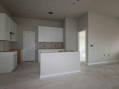 9404 Corvallis Dr — photo 3