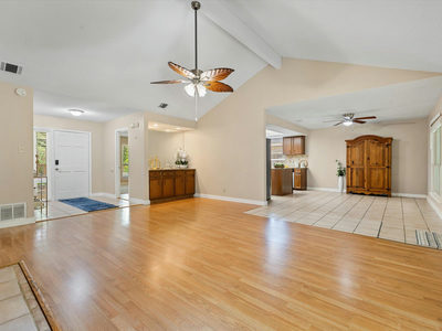 10915 Thicket Trl — photo 3