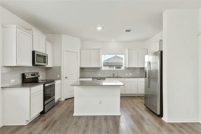 101 Rowdy Yates Way — photo 3