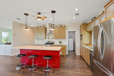 459 E Ridge Ln — photo 3