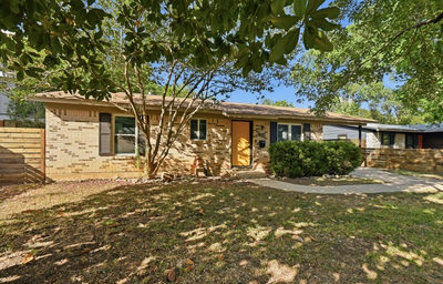 1805 Fair Oaks Dr — photo 2