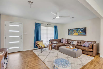 1602 Ashberry Dr — photo 3