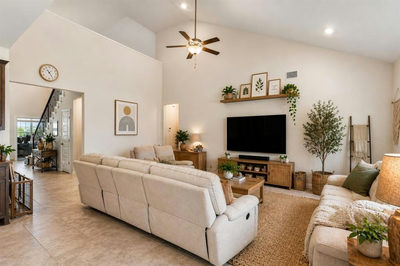 305 Painted Creek Way — photo 2
