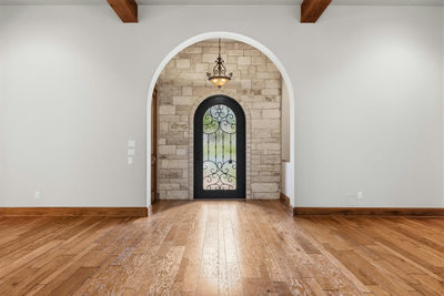 203 Pristine Ln — photo 4