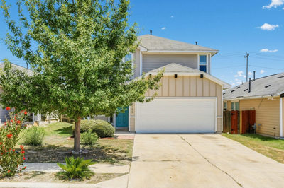 266 Twisted Oaks Ln — photo 2