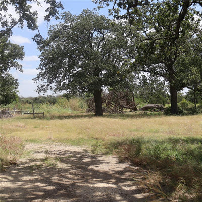 112 Mesones Rd — photo 3
