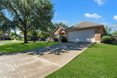 125 Amber Ash Dr — photo 3