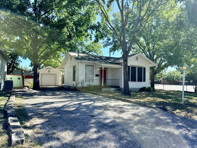 404 Normandy St — photo 4