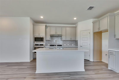 160 Morgan Meadow Dr — photo 5