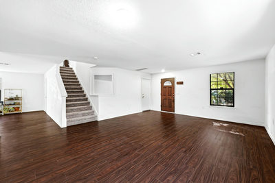 7908 Running Water Dr — photo 4