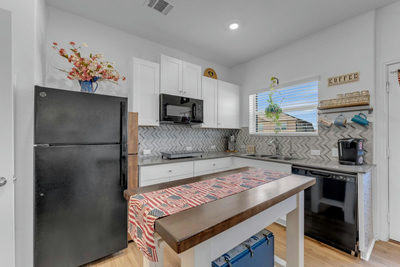 204 Lone Cedar Rd — photo 3