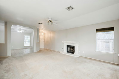 1404 Wheatfall Ln — photo 3