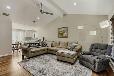 600 Live Oak Dr — photo 5