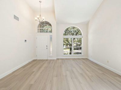 11301 Fletcher Hall Ln — photo 3