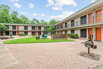 4411 Airport Blvd #119 — photo 5