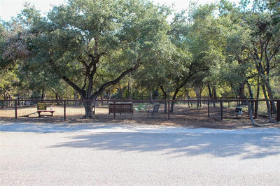 000 Cedarwood Cir — photo 4