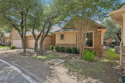 4213 Wild Iris Ln — photo 2